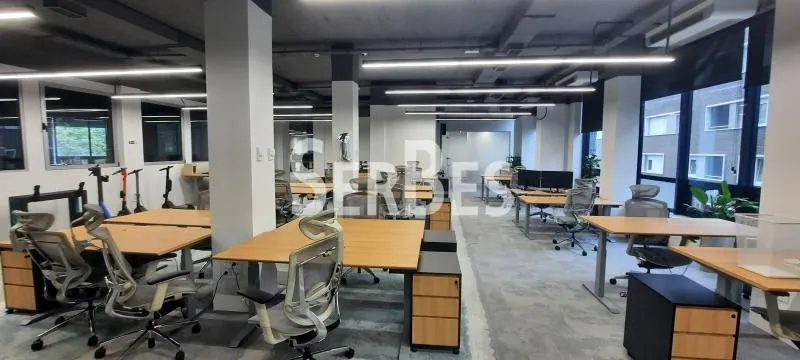 Sale, office space, 774m², Bulevar Oslobodjenja, Novi Sad Sve Podlokacije