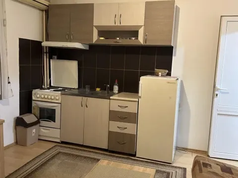 Izdavanje, jednosoban stan, 30m², Niš, Srbija - image 4