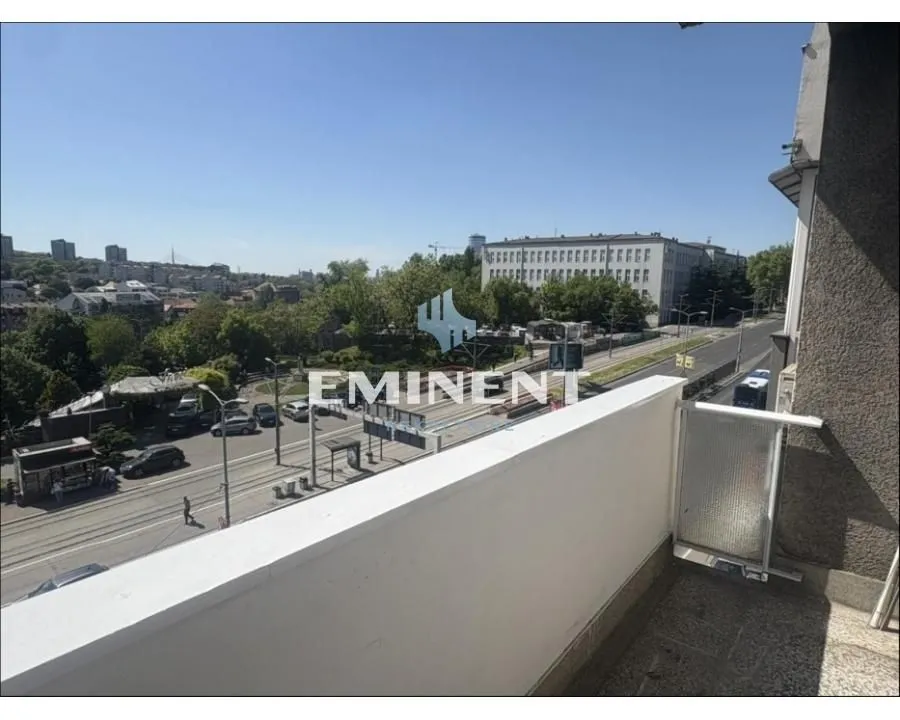 Rent, three bedroom apartment, 80m², Neimar, Vračar Sve Podlokacije