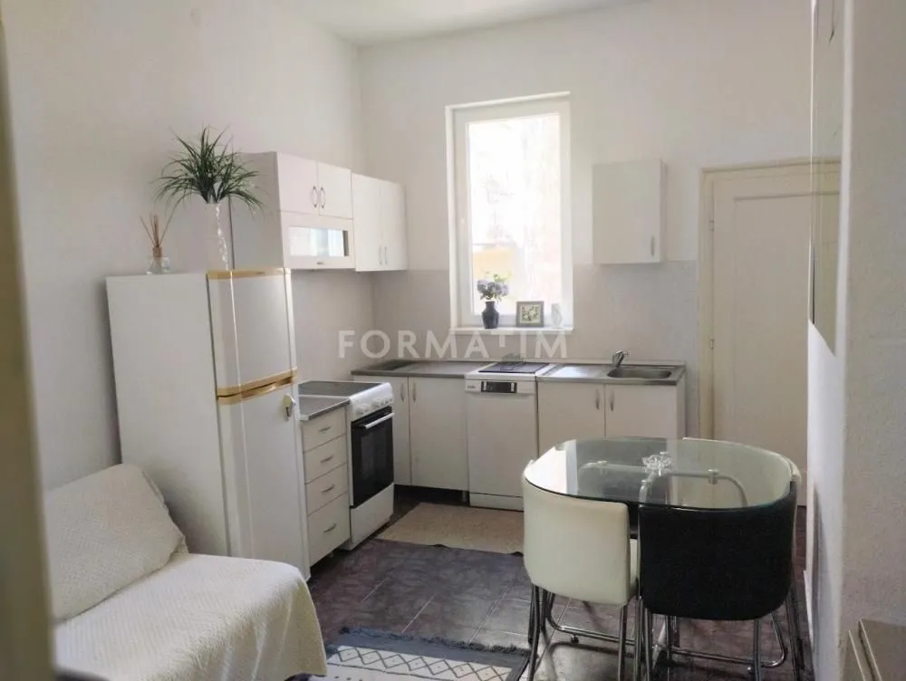 Rent, two bedroom apartment, 60m², Stari Grad, Beograd