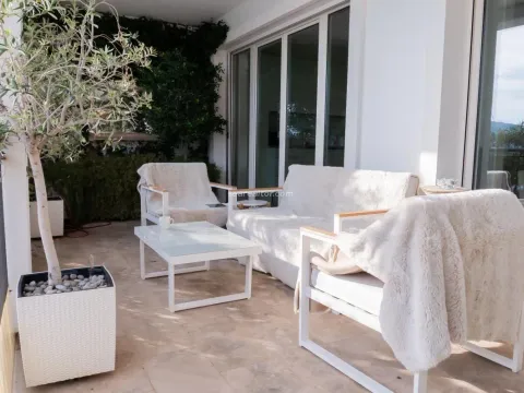 Sale, two bedroom apartment, 120m², Luštica Bay, Tivat - image 30