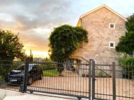 Sale, house, 250m², Blizikuće, Budva - image 10