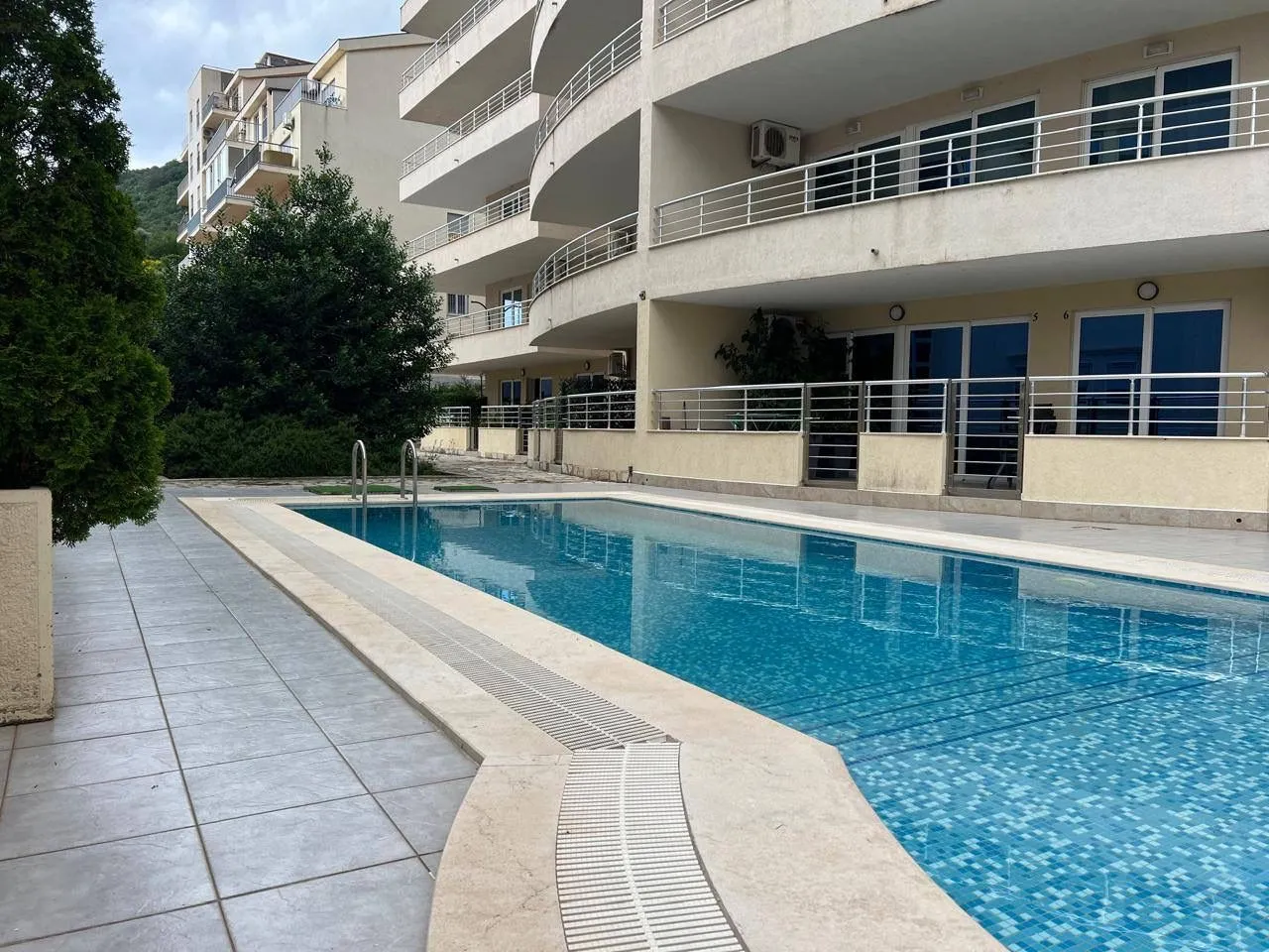 Prodaja, jednosoban stan, 85m², Petrovac, Budva