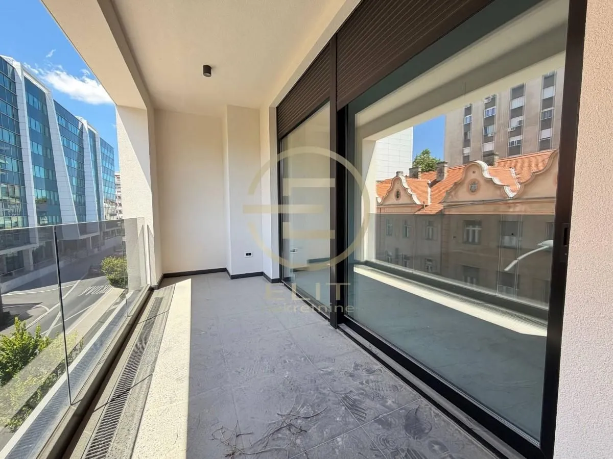 Prodaja, stan, 120m², Stari grad, Novi Sad