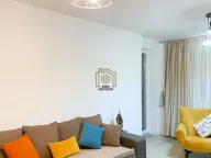 Izdavanje, dvosoban stan, 100m², Preko Morače, Podgorica - image 1