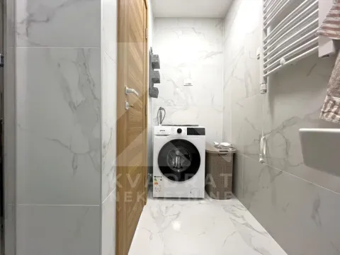 Izdavanje, dvosoban stan, 61m², Tološi, Podgorica - image 12