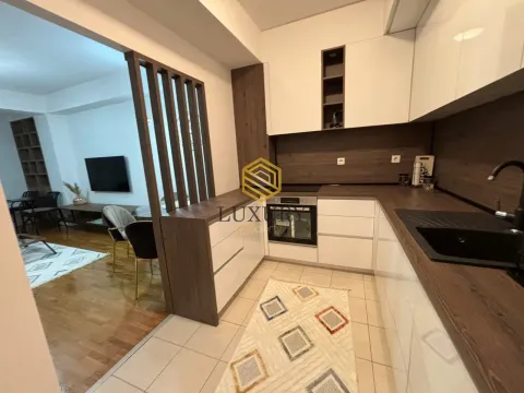 Rent, two bedroom apartment, 78m², City Kvart, Podgorica - image 11