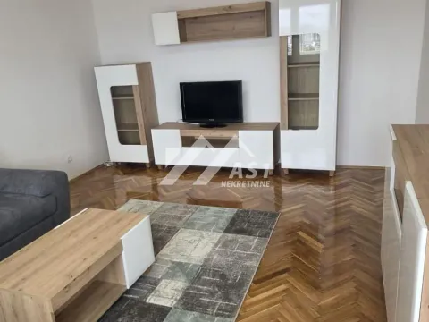 Izdavanje, trosoban stan, 68m², Kej, Novi Sad Sve Podlokacije - image 2