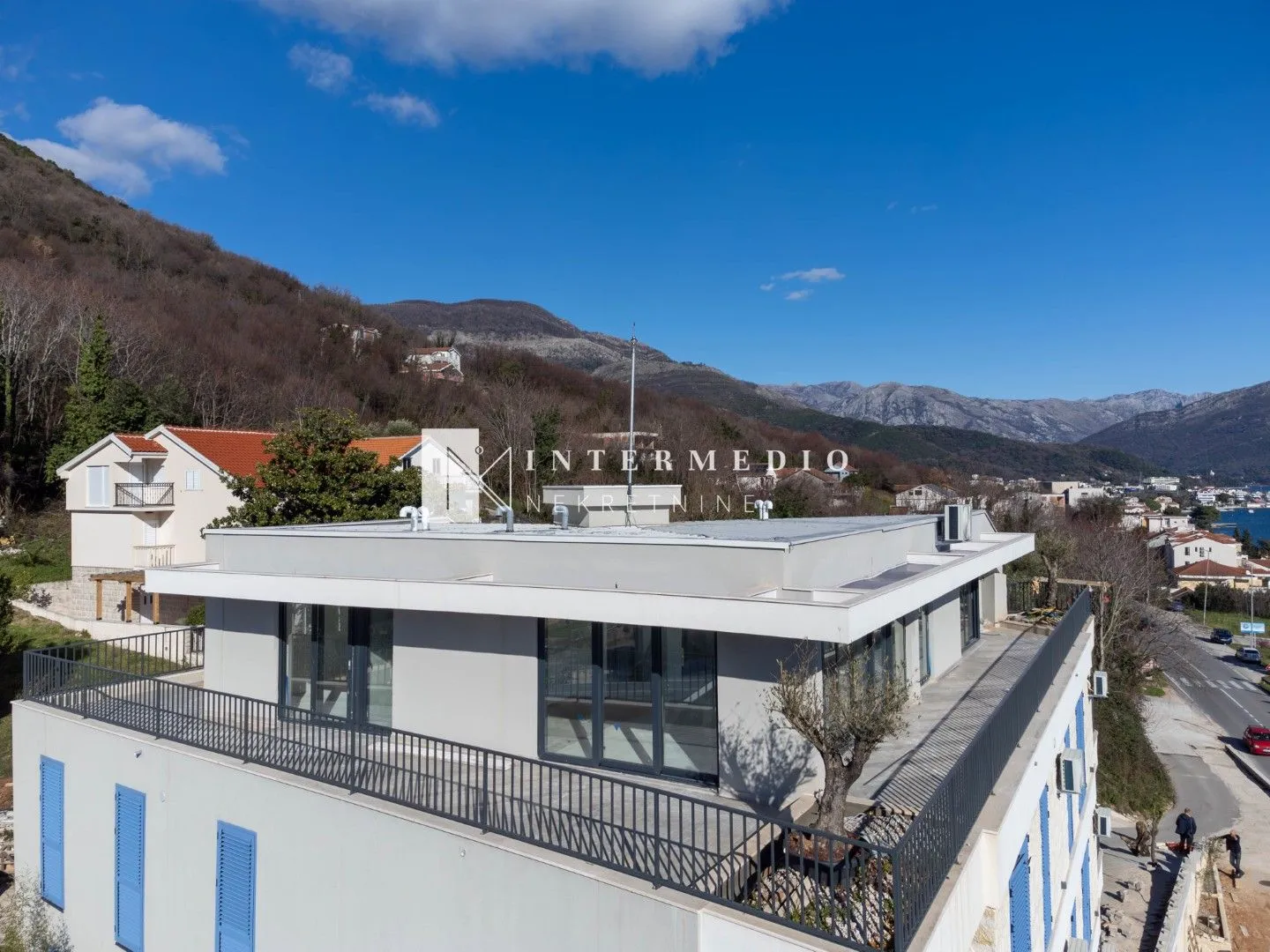 Prodaja, trosoban stan, 142m², Bijela, Herceg Novi