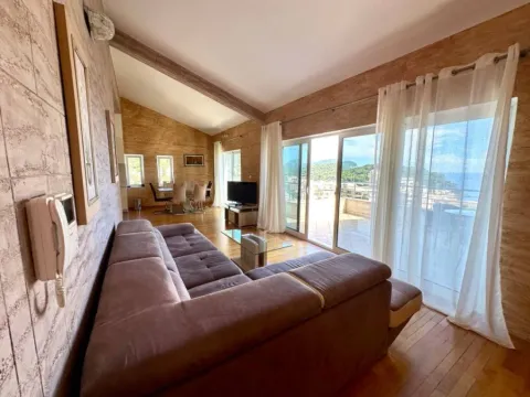 Sale, two bedroom apartment, 105m², Petrovac, Budva - image 9