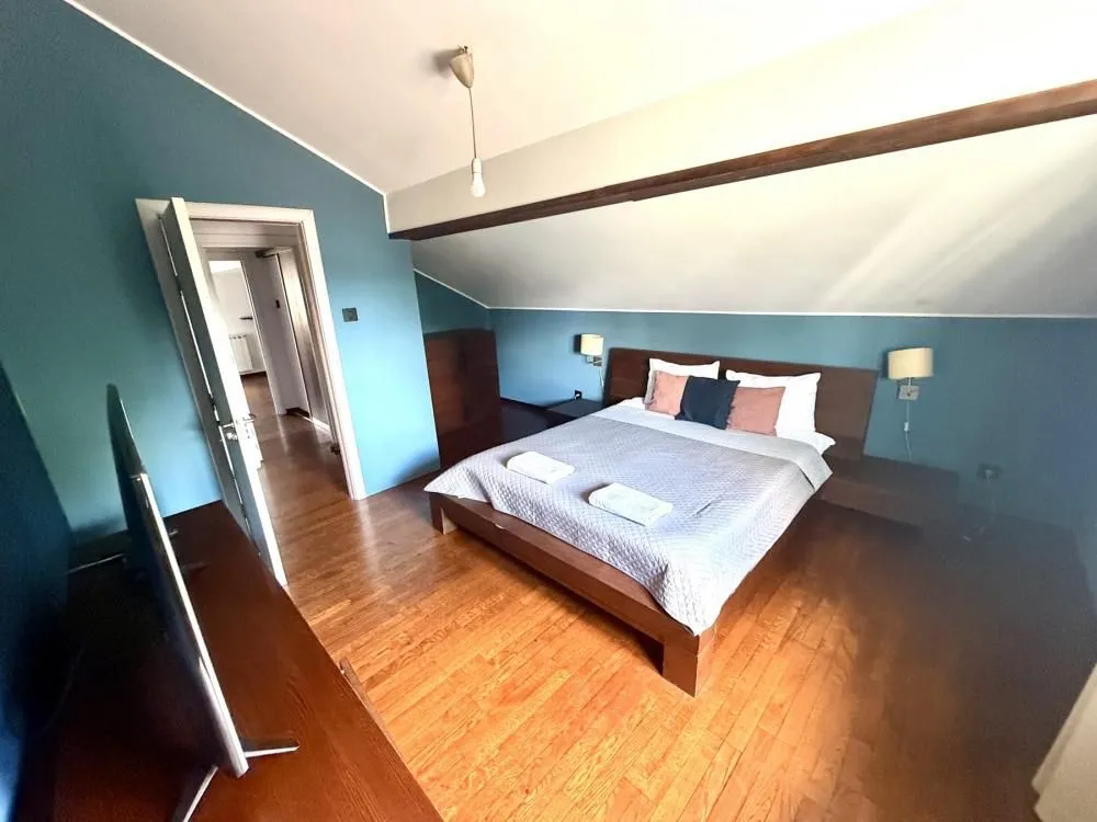 Sale, four bedroom apartment, 136m², Autokomanda, Voždovac Sve Podlokacije