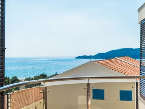 Sale, one bedroom apartment, 72m², Bečići, Budva - image 5