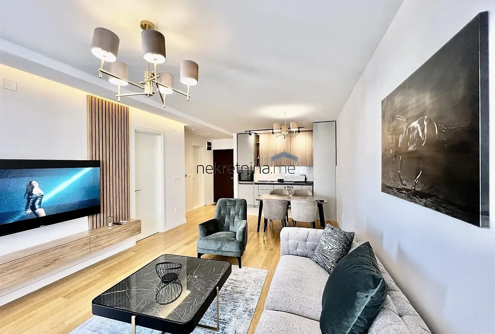 Izdavanje, jednosoban stan, 57m², Kod Capital Plaze, Podgorica