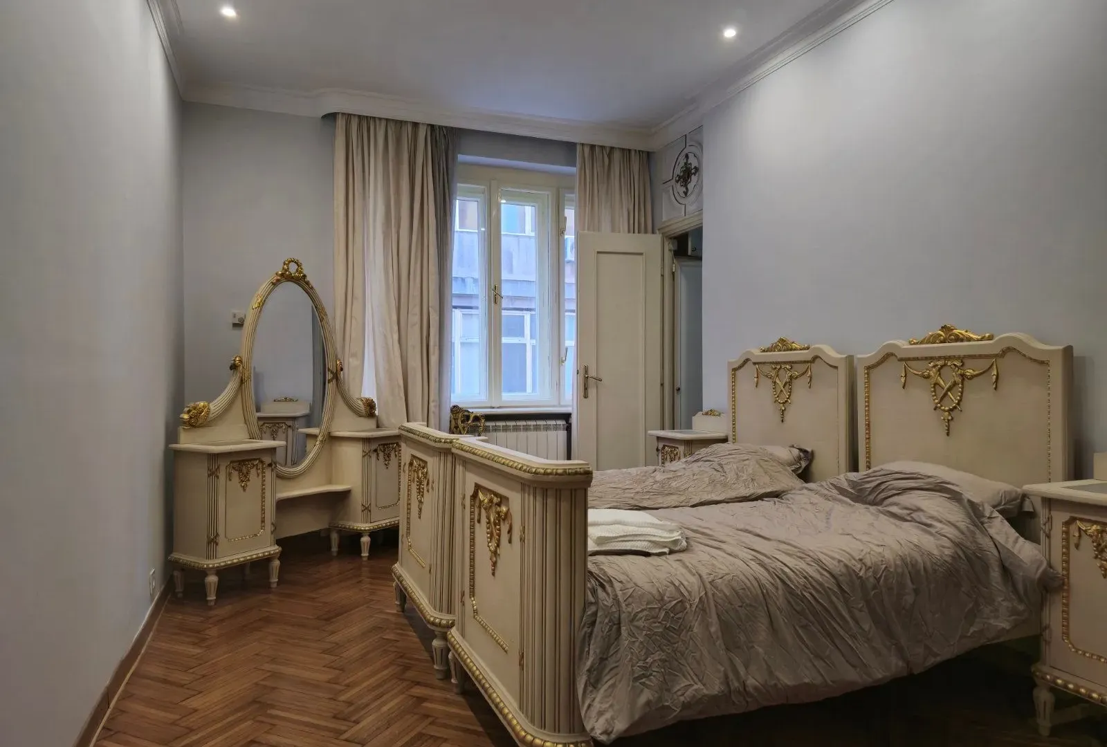 Sale, three bedroom apartment, 125m², Stari Grad, Beograd