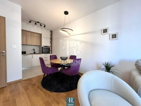 Izdavanje, jednosoban stan, 50m², City Kvart, Podgorica - image 4