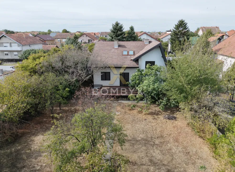 Prodaja, kuća, 275m², Kać, Novi Sad Sve Podlokacije