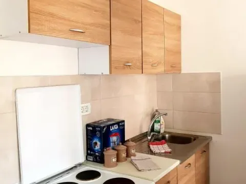 Rent, one bedroom apartment, 40m², Bar, Crna Gora - image 8