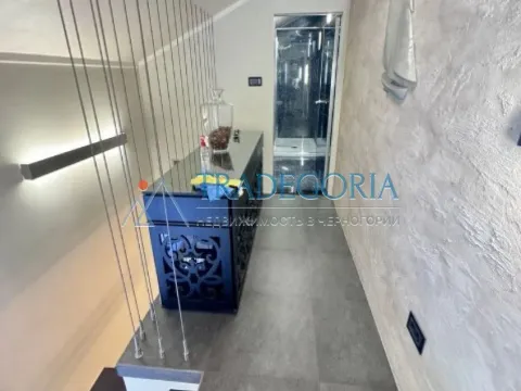 Prodaja, dvosoban stan, 129m², Dobrota, Kotor - image 7