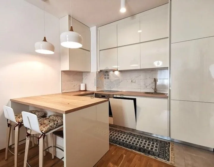 Izdavanje, jednosoban stan, 44m², Blok 9, Podgorica