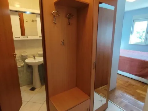 Rent, one bedroom apartment, 33m², Preko Morače, Podgorica - image 6