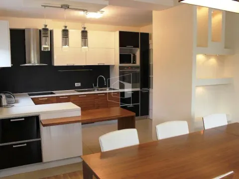 Sale, house, 300m², Donji Kokoti, Podgorica - image 2