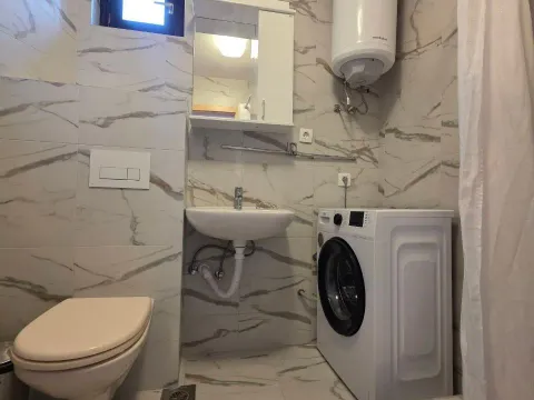 Sale, two bedroom apartment, 50m², Maslinjak, Budva - image 3