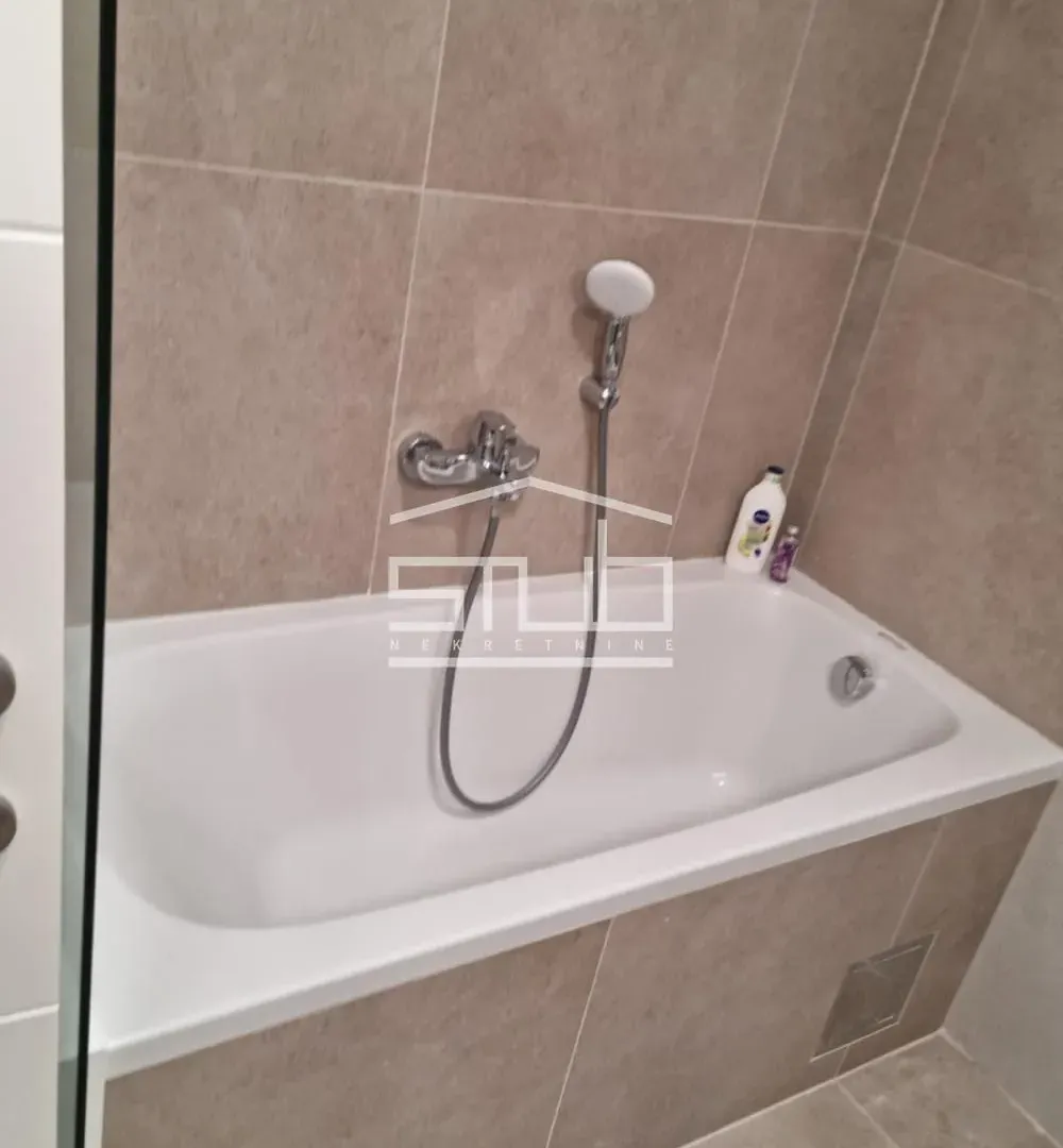 Rent, three bedroom apartment, 62m², Novi Beograd Blok 65, Novi Beograd Sve Podlokacije