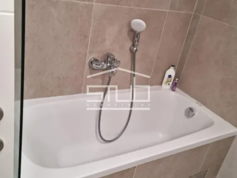 Izdavanje, trosoban stan, 62m², Novi Beograd Blok 65, Novi Beograd Sve Podlokacije - image 10