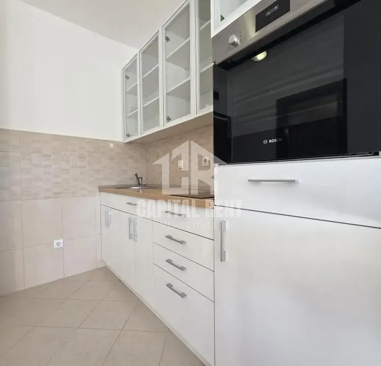 Izdavanje, jednosoban stan, 32m², Savski Venac, Beograd