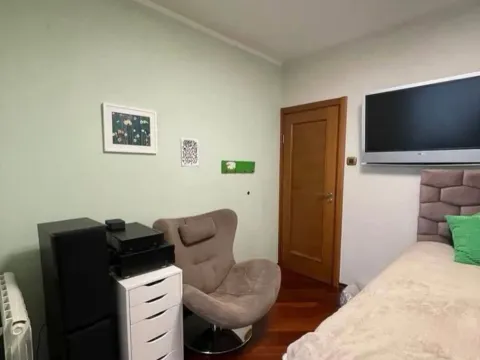 Prodaja, dvosoban stan, 84m², Stari Aerodrom, Podgorica - image 7