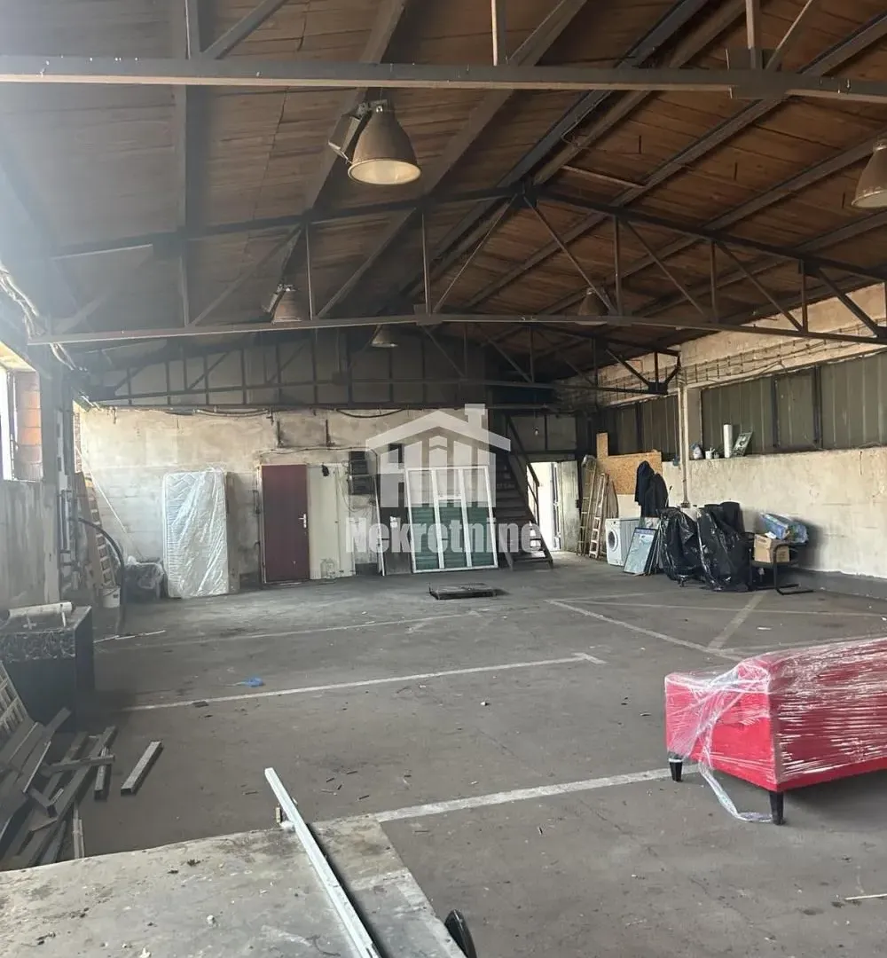 Rent, office space, 400m², Umka, Beograd