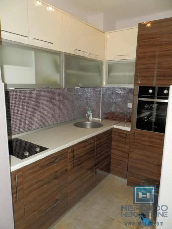 Prodaja, jednosoban stan, 42m², Zlatibor, Srbija