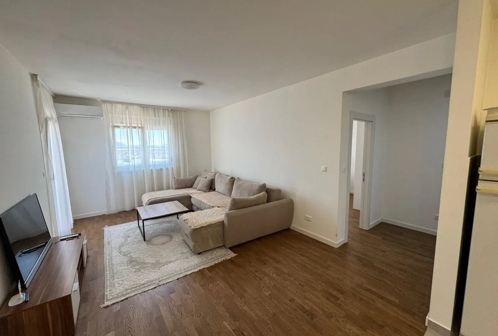 Rent, one bedroom apartment, 55m², Stari Aerodrom, Podgorica