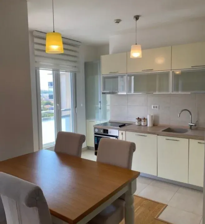 Izdavanje, jednosoban stan, 53m², City Kvart, Podgorica