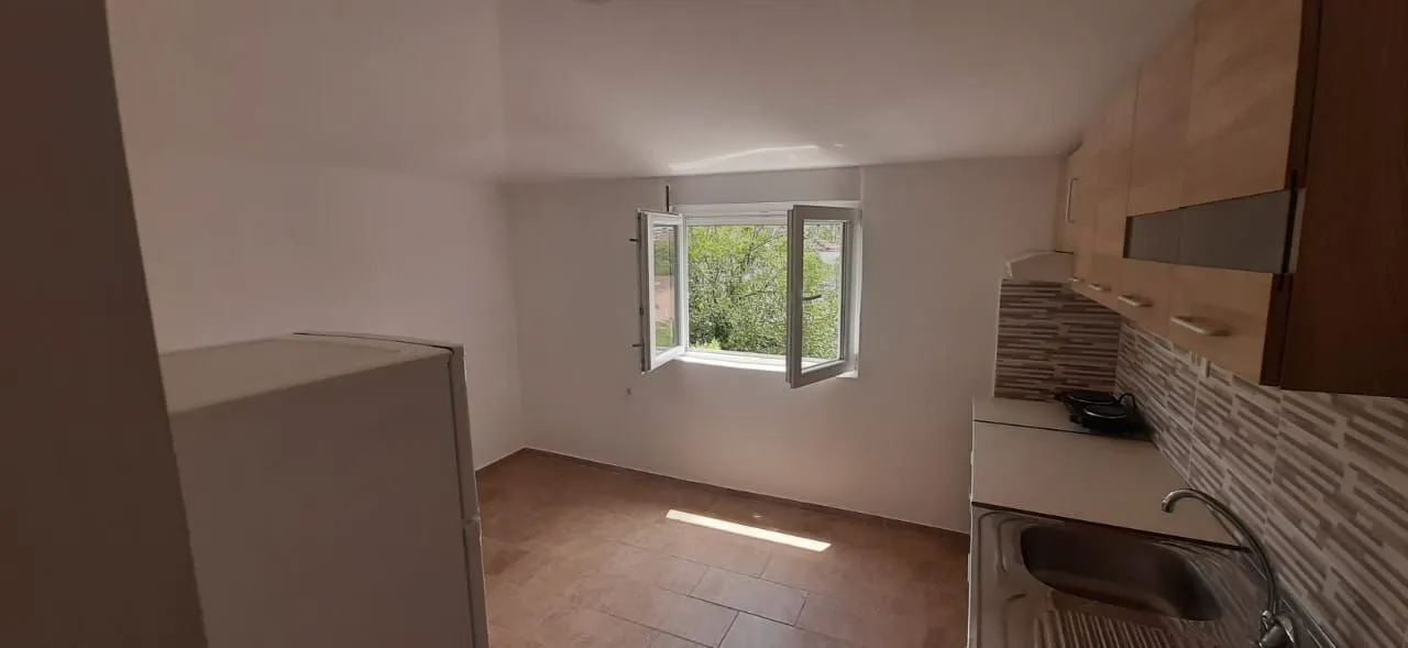 Prodaja, trosoban stan, 75m², Centar, Podgorica