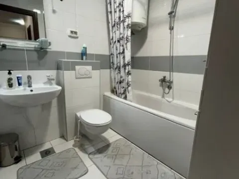 Izdavanje, dvosoban stan, 75m², City Kvart, Podgorica - image 2