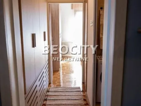 Izdavanje, trosoban stan, 71m², Centar, Novi Sad - image 11
