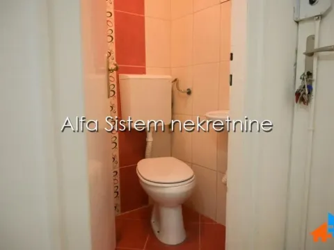 Rent, two bedroom apartment, 58m², Sava Mala, Beograd - image 12