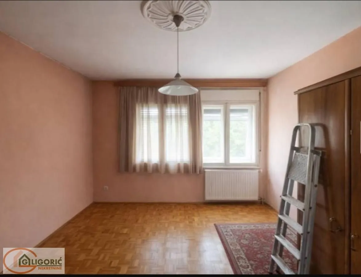 Sale, three bedroom apartment, 94m², Stari Grad, Beograd