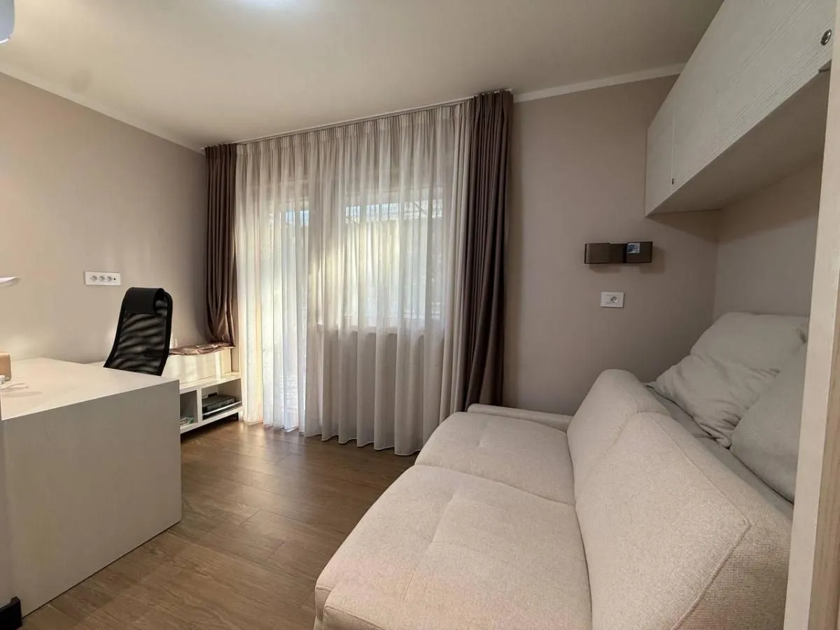 Prodaja, kuća, 318m², Petrovaradin, Novi Sad