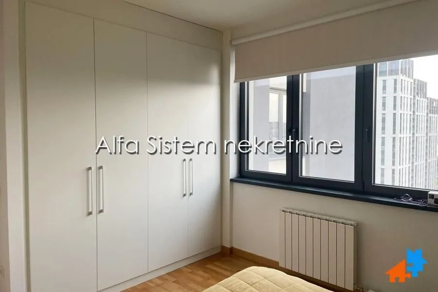 Izdavanje, dvosoban stan, 55m², Savski Venac, Beograd