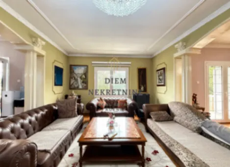 Sale, house, 752m², Zelenika, Podgorica - image 11