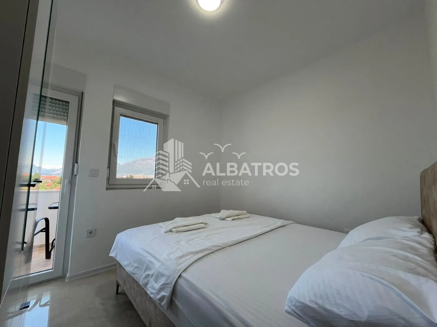 Rent, one bedroom apartment, 40m², Polje, Bar