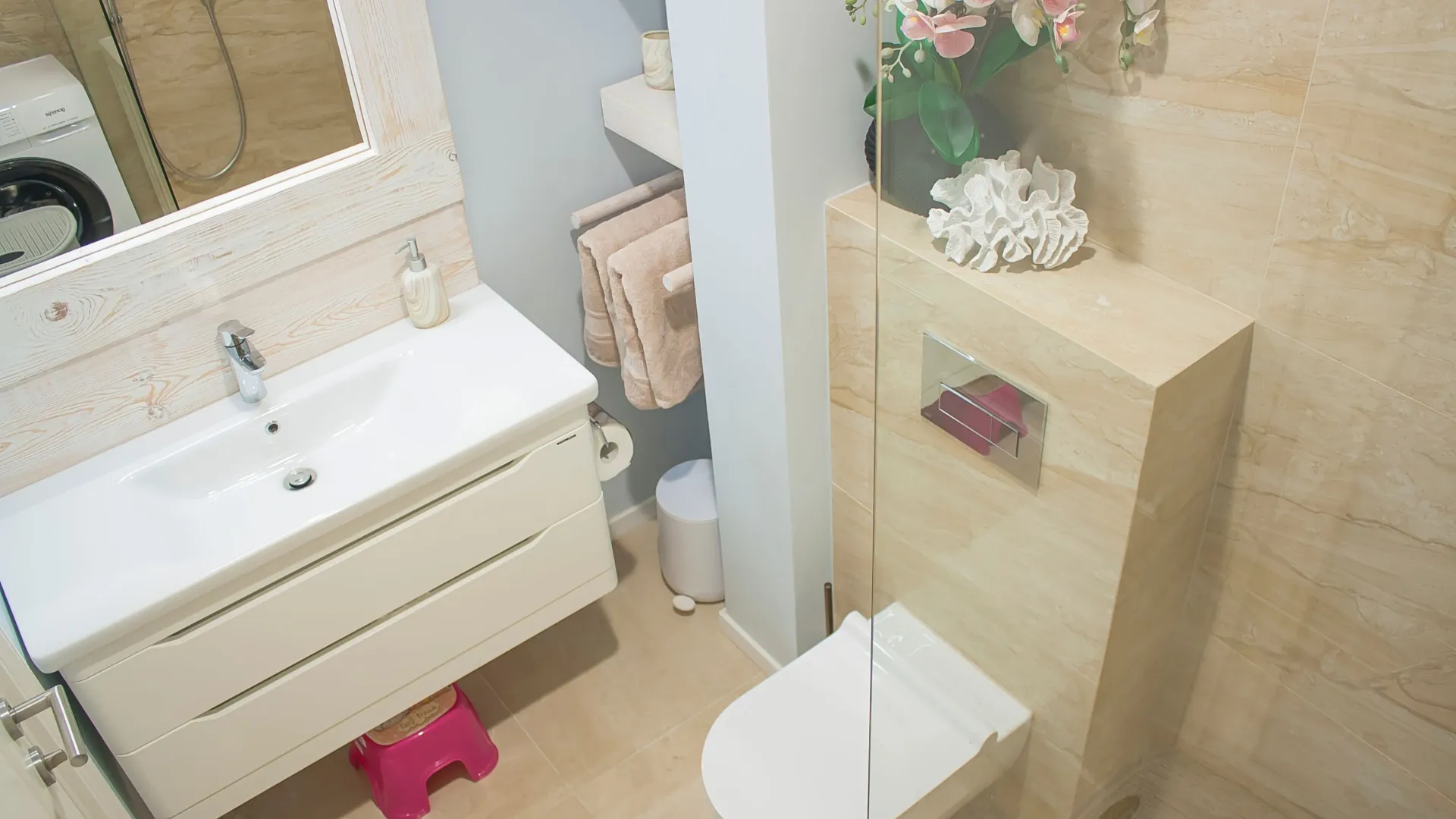 Sale, one bedroom apartment, 98m², Bečići, Budva