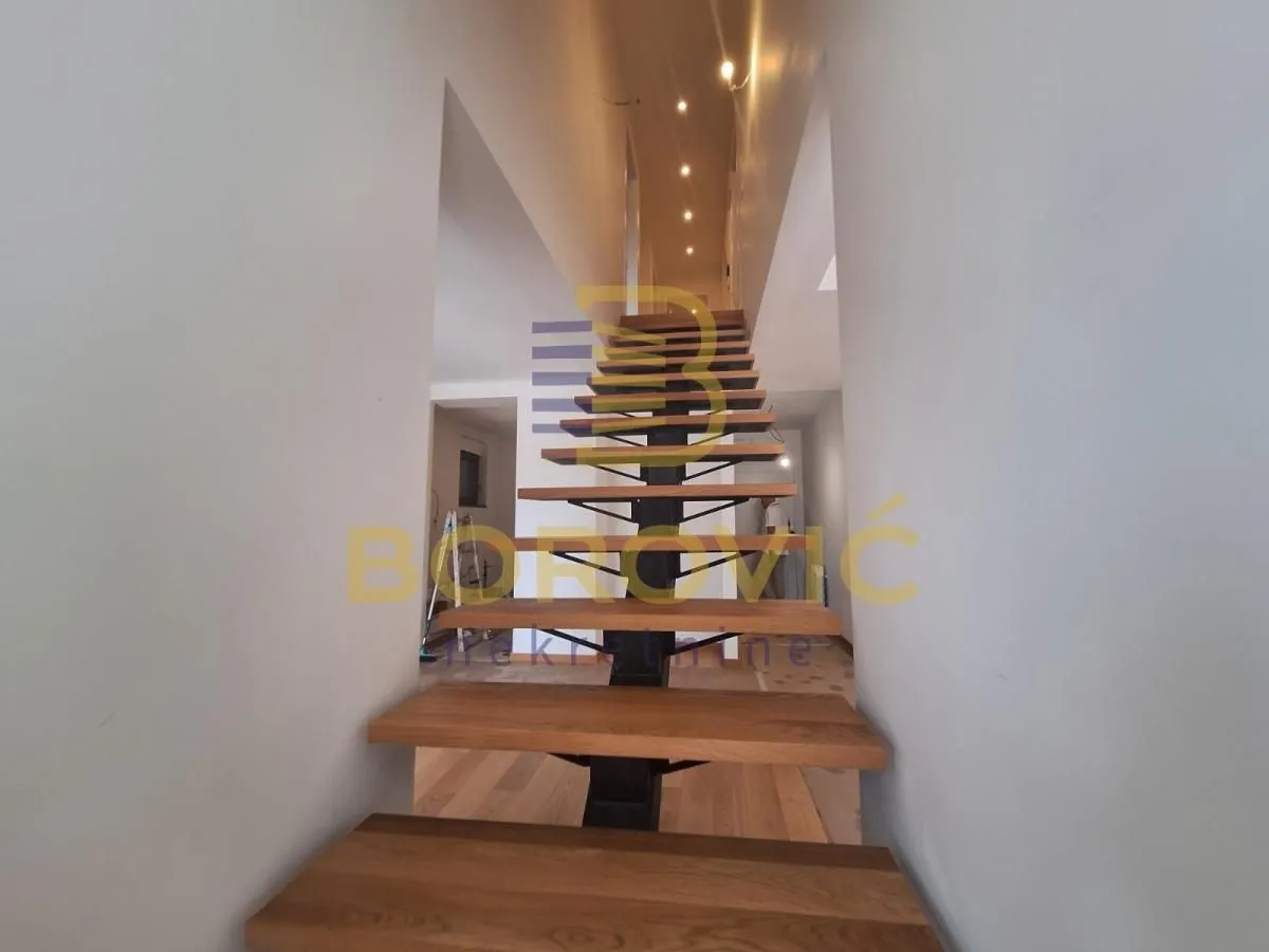 Sale, four bedroom apartment, 144m², Vračar Hram, Vračar Sve Podlokacije