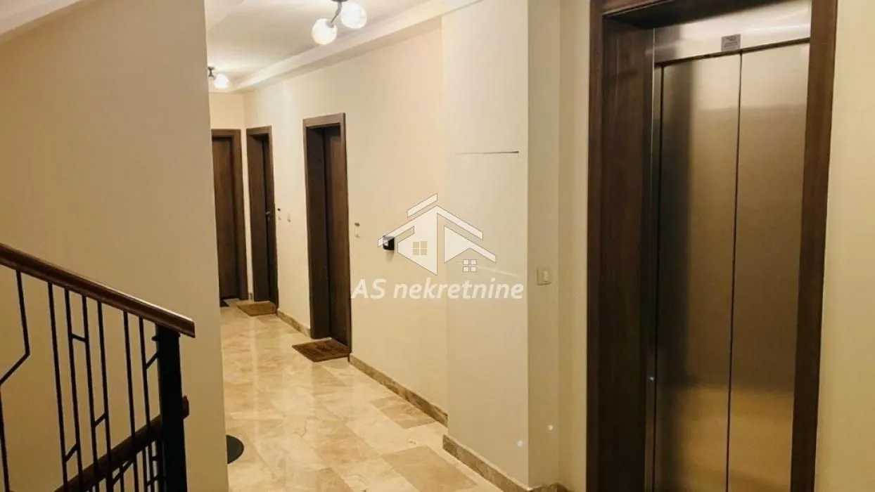Izdavanje, dvosoban stan, 42m², Gradska Bolnica, Zvezdara Sve Podlokacije