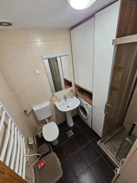 Sale, two bedroom apartment, 70m², Tuški Put, Podgorica - image 14