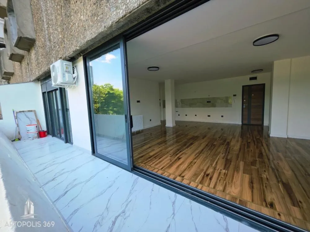 Prodaja, trosoban stan, 80m², Novi Beograd Blok 28, Novi Beograd Sve Podlokacije