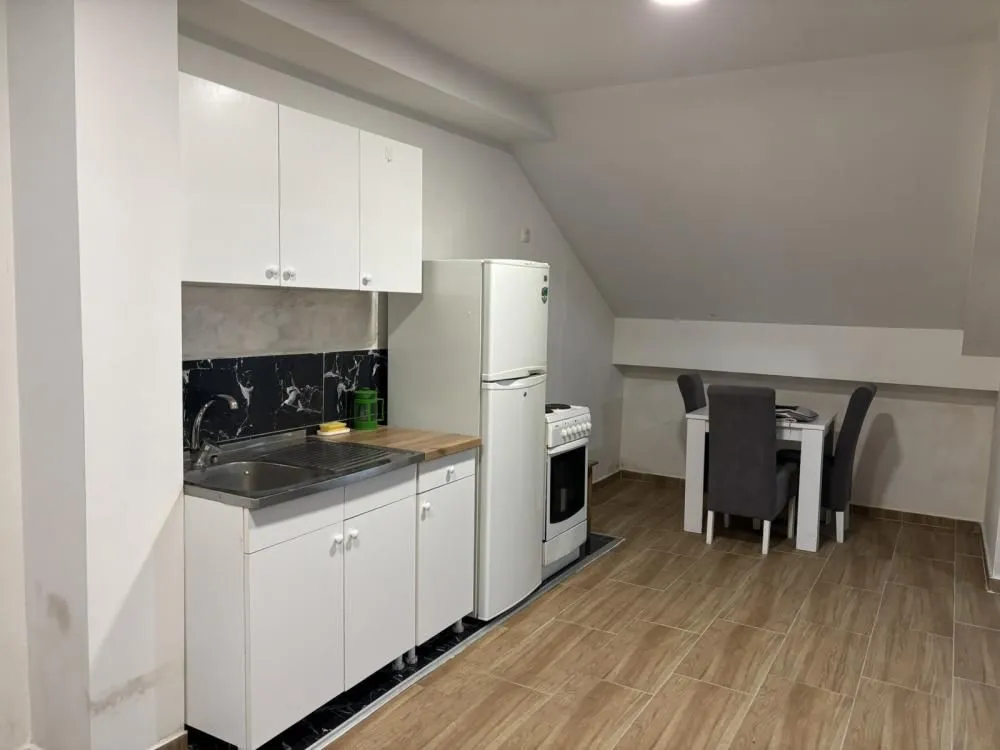 Rent, one bedroom apartment, 50m², Zvezdara Sve Podlokacije, Beograd