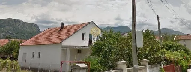 Prodaja, kuća, 250m², Murtovina, Podgorica